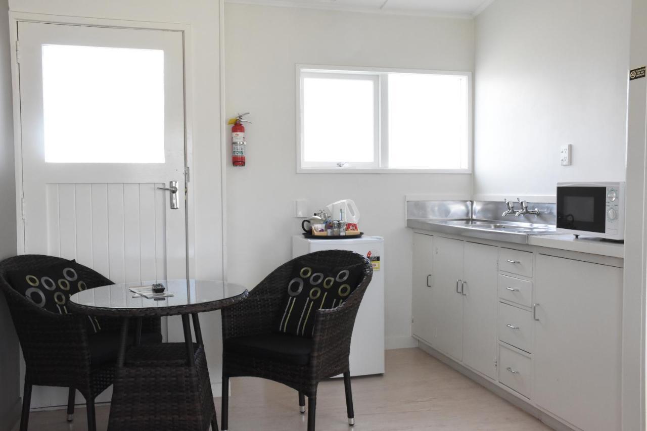 Featherston Motels And Camping מראה חיצוני תמונה