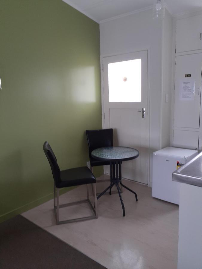 Featherston Motels And Camping מראה חיצוני תמונה