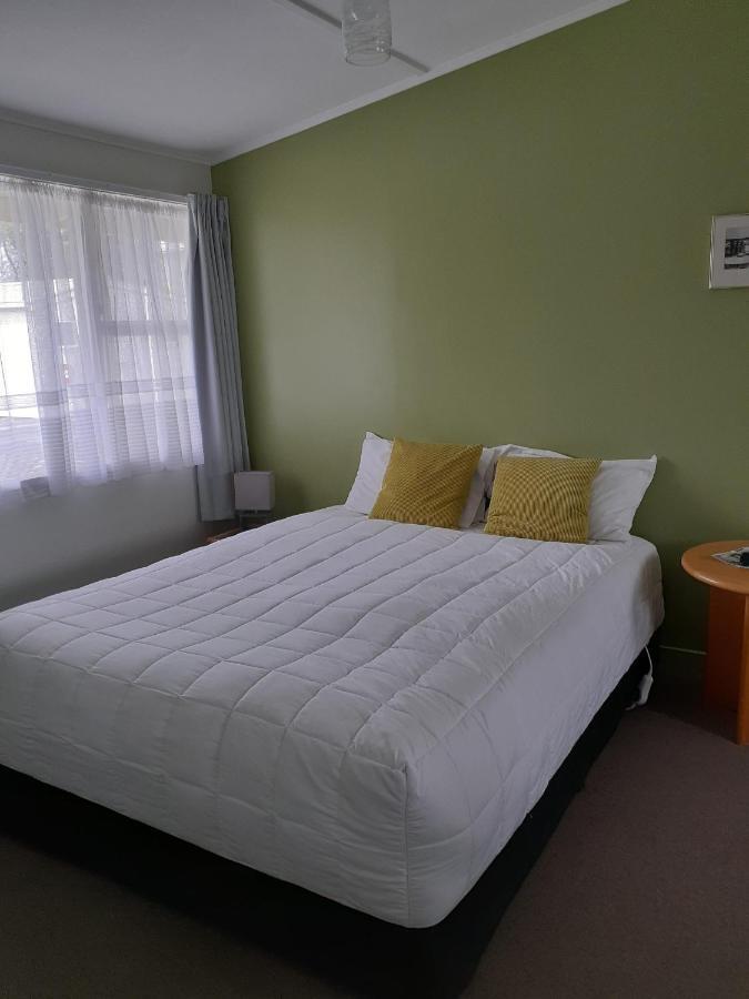 Featherston Motels And Camping מראה חיצוני תמונה