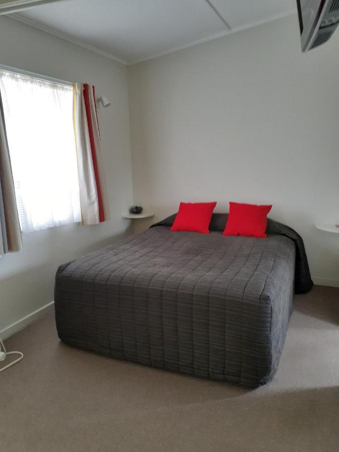 Featherston Motels And Camping מראה חיצוני תמונה