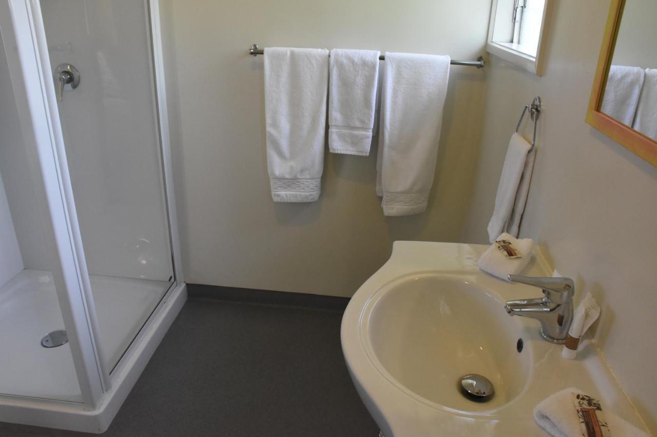 Featherston Motels And Camping מראה חיצוני תמונה